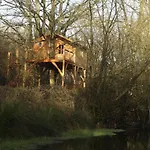Camping Le Bois Davy Le Thoureil