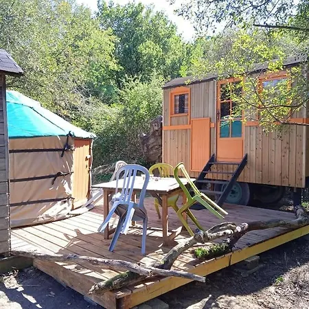 Le Bois Davy Кемпинг Le Thoureil